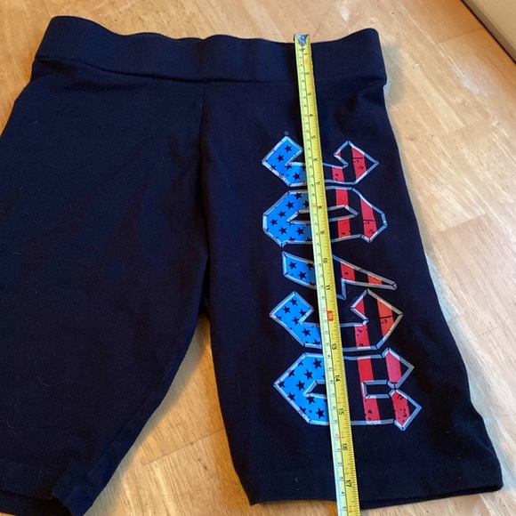 AC/DC Womens Large Black Biker Shorts Logo Stretch 2021 never used - Picture 4 of 10